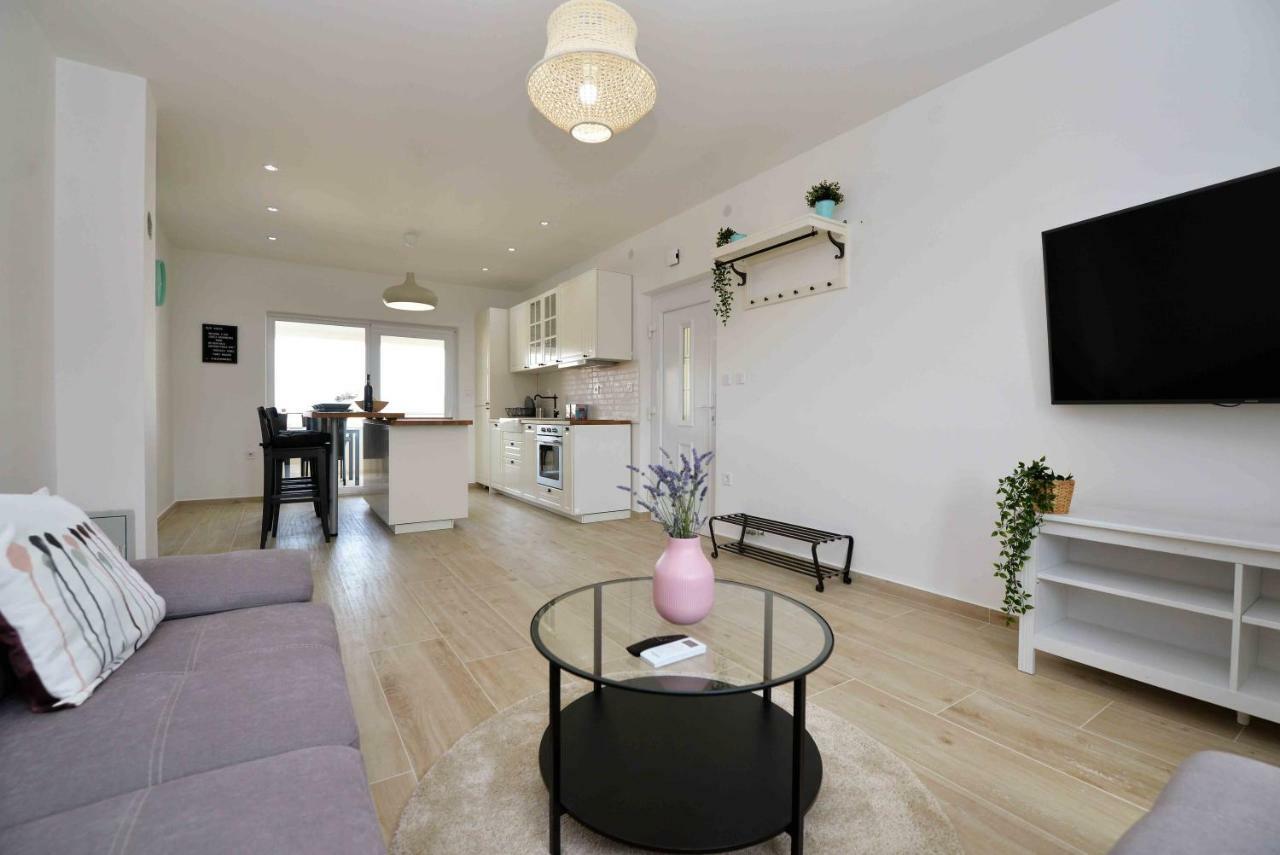 Apartments Enida Бетина Екстериор снимка